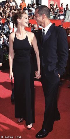 Julia Roberts Photos