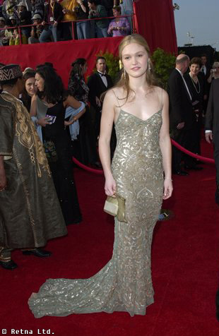 Julia Stiles Photos