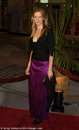Amy Smart Photos