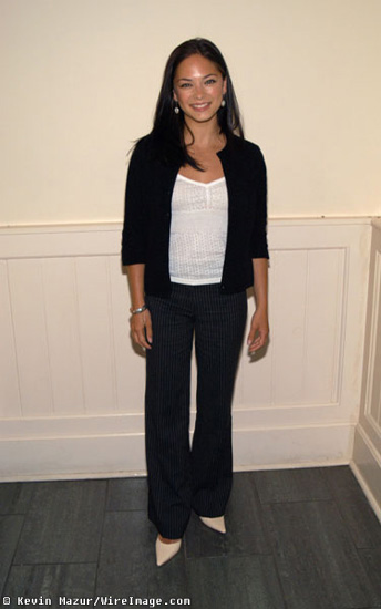Kristin Kreuk Photos