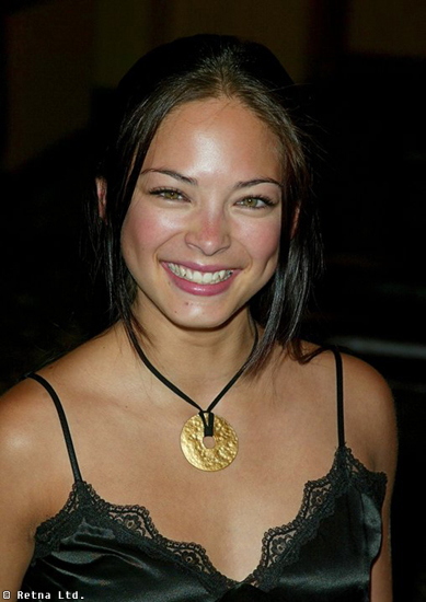 Kristin Kreuk Photos