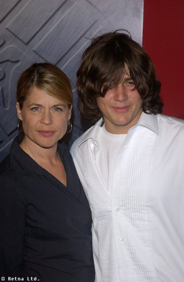 Linda Hamilton Photos
