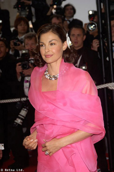 Ashley Judd Photos