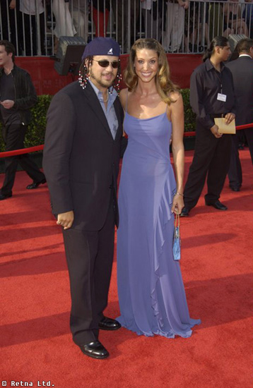 Shannon Elizabeth Photos