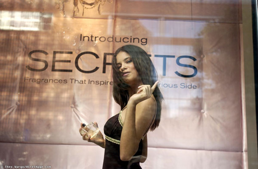 Adriana Lima Photos
