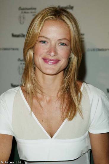 Carolyn Murphy Photos
