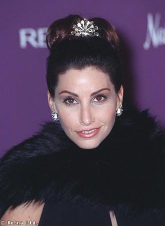 Gina Gershon Photos