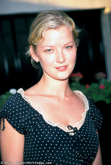 Gretchen Mol Photos